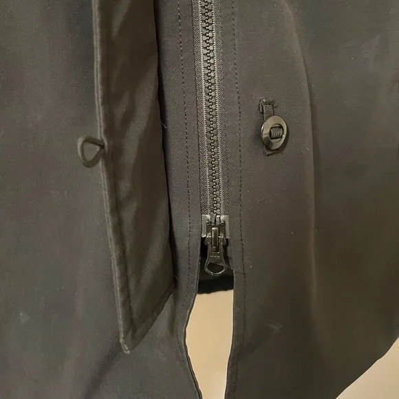 Canada Goose Jacket - Picture 4 of 12